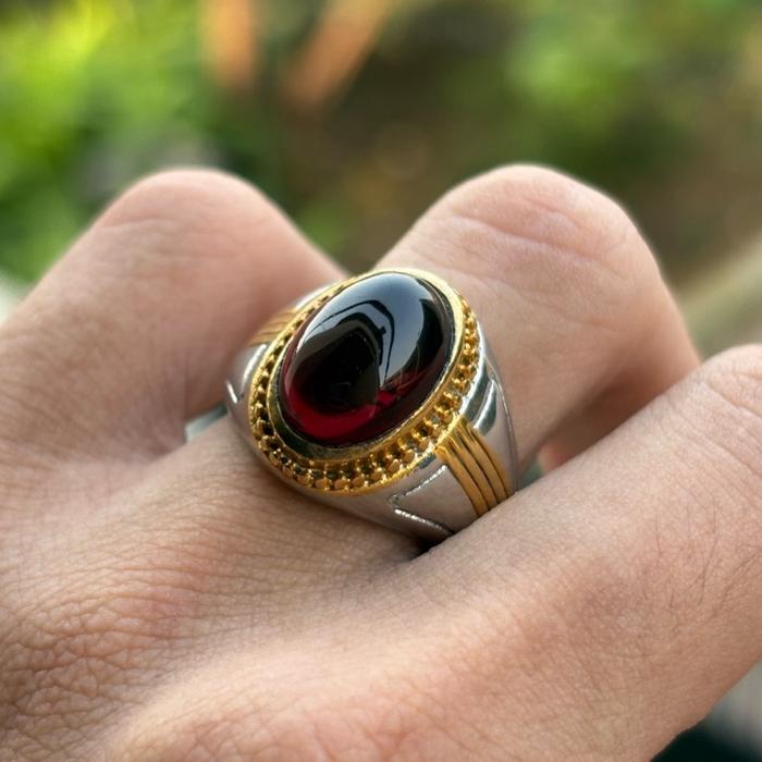 Cincin Batu Kecubung api tembus Merah Unik Ring Titanium