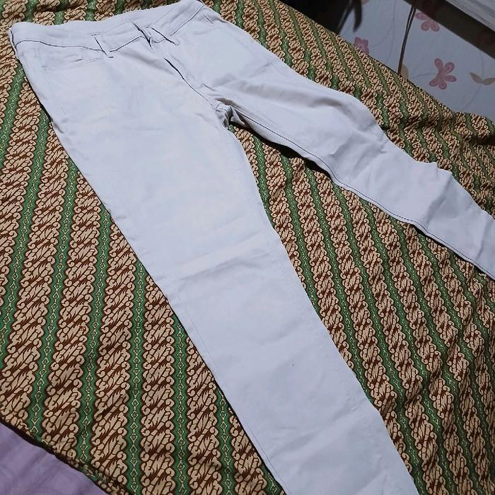 Celana panjang Uniqlo original size S/M wanita, second branded