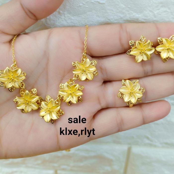 Set perhiasan kendari 5 bunga replika emas kendari