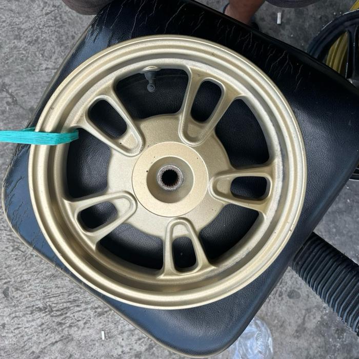 pelek scoopy prestiges 2023