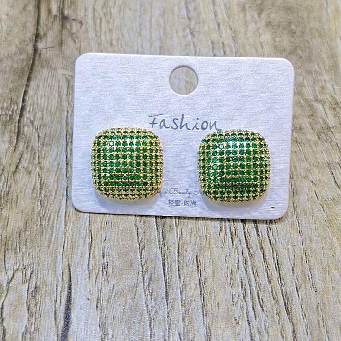 anting kotak permata zirconia hijau/anting premium