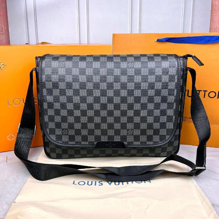 TAS SLEMPANG PRIA LV2442 BRANDED MIROR