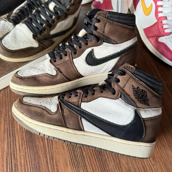Nike air jordan 1 high x travis dark mocha murah - sneakers second market