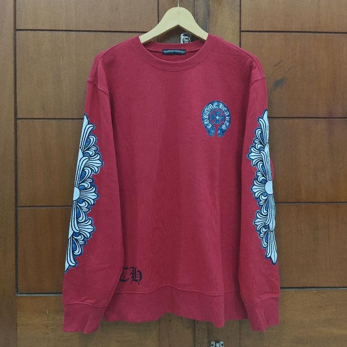 Crewneck Red Chrome Heart