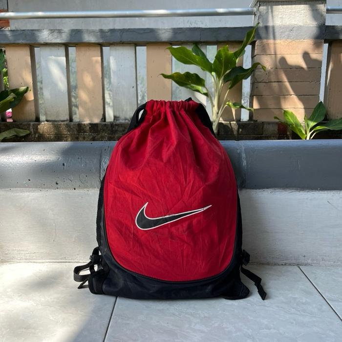 ransel tas second nike parasut merah pria wanita muat sepatu untuk futsal atau olahraga travelling m