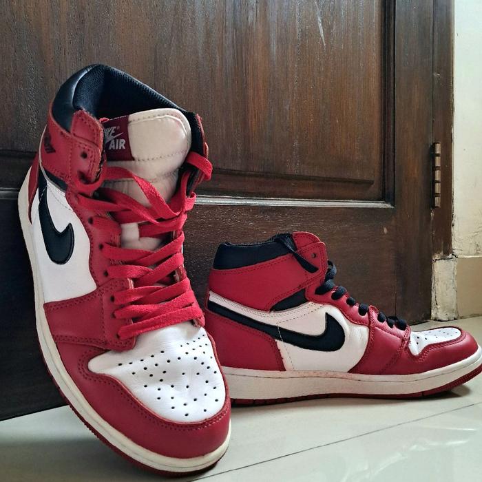 Nike Air Jordan 1 High Top Original Merah Putih Hitam Ukuran EU 42 US 8.5 27 cm Sepatu Casual Baru -