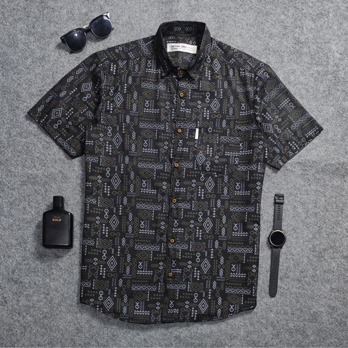 Detak Original Kemeja Songket Pria Lengan Pendek Hitam Arrow Poplin Casual Slimfit