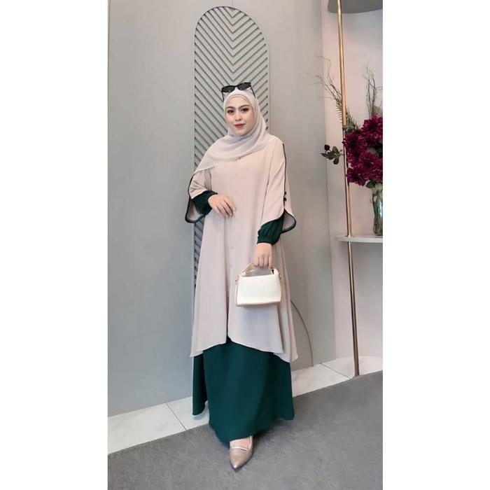 > SET ROK MALAY AZMIYA CRINGKEL BY AKU KARISSA SET TUNIK KANCING KEKINIAN MOTIF POLOS COMBI WARNA BR