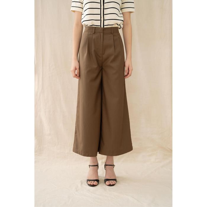NOVERE - Essence Flare Pants