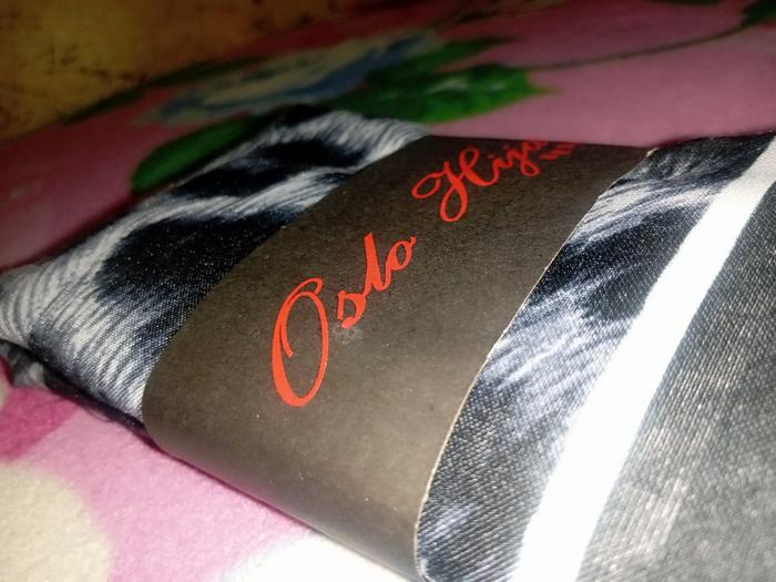 Kerudung persegi oslo hijab