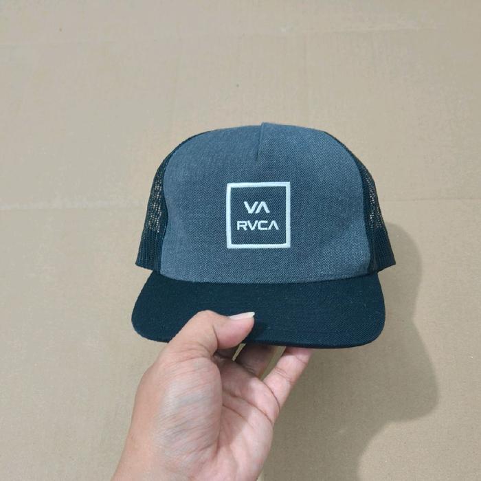 Snapback Trucker Rvca Surfing
