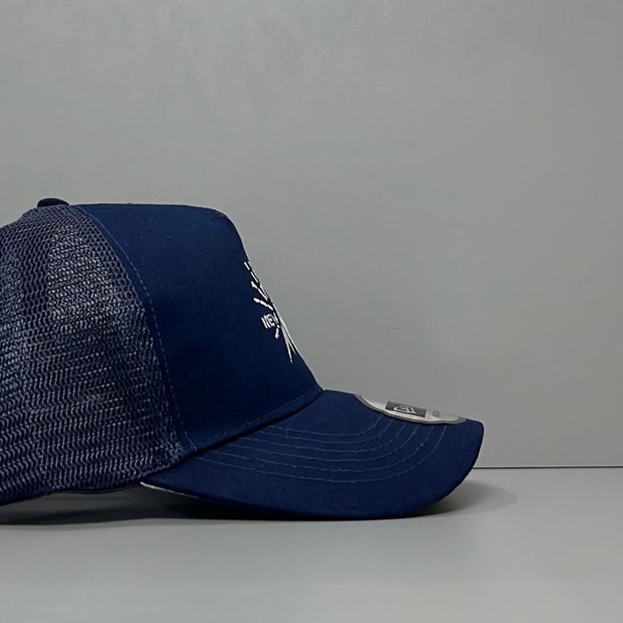 TOPI BASEBALL NEVY BORDIR putih era era setelan
