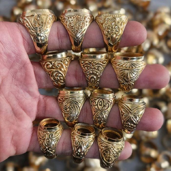 (HARGA PERKODI)  Grosir Ring Emban Kuningan Super Motif Newi Akik Batu Cincin