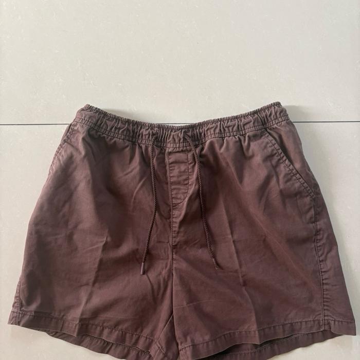 Celana pendek pria Giordano second 100% original coklat - M
