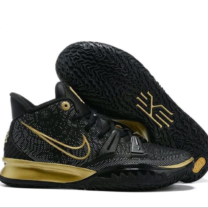 Nike kyrie 7 Black Gold Original Bnib/Sneakers Pria