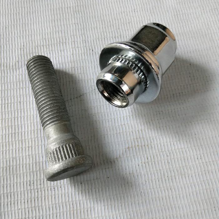Mur Baut Roda Racing Pendek  VIOS YARIS Kuda / Kijang  Asli