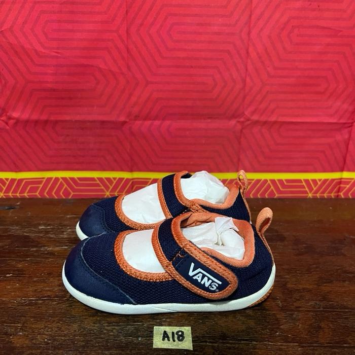 Sepatu sandal anak second ori vans strap size 24