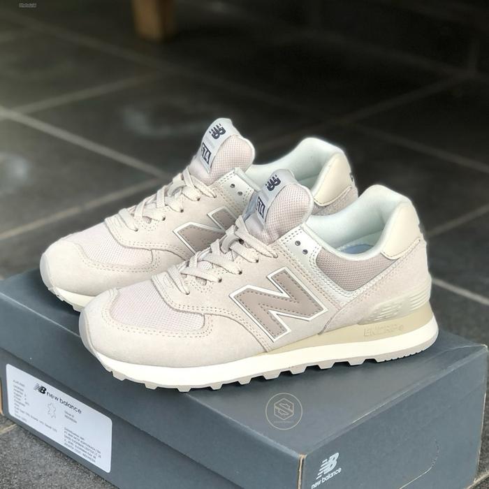 SNEAKERS NEW BALANCE CLASSIC 574 WOMEN’S MOONBEAM GREY WHITE BLACK ORIGINAL