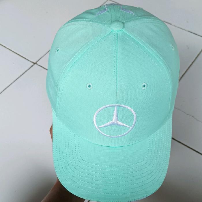 topi mercedes benz amg petronas