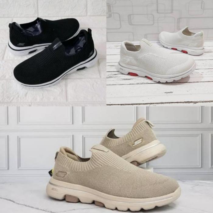 SEPATU SKECHERS Gowalk ENLIGHTEN/ SPARKLY GLITTER WANITA