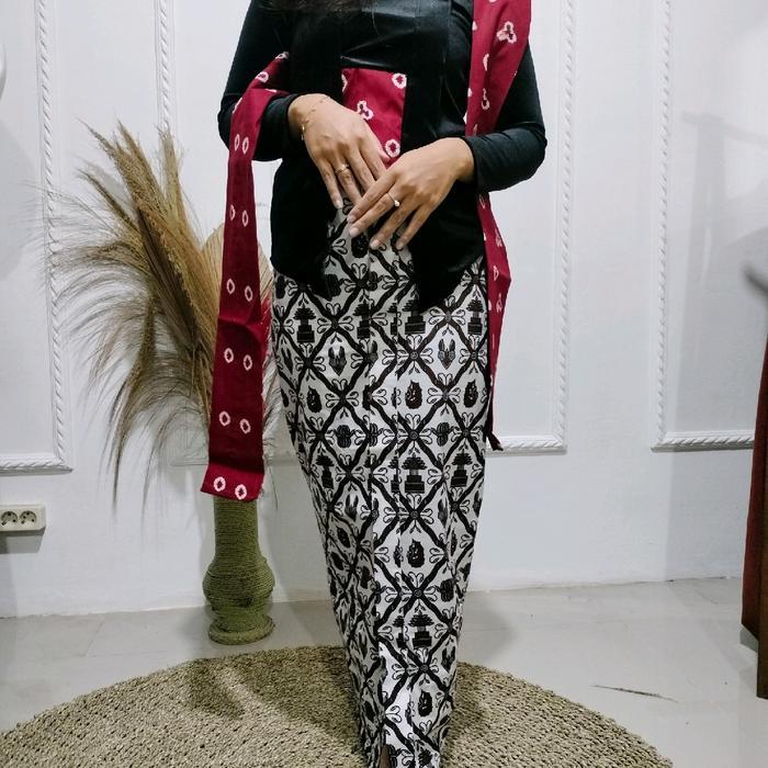 Rok Span Wiron Batik Bahan Kain Jarik Katun Panjang Wanita