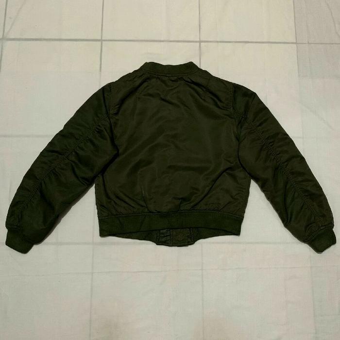 JAKET UNIQLO BOMBER SECOND