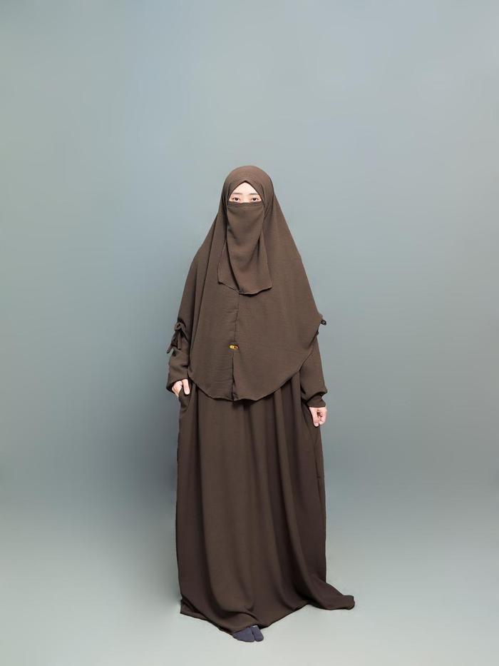 Daily Dress Mutia Set Hijab Syar'i Crinkle Airflow Lembut - Gamis Muslim Wanita hijab pasminah Syari