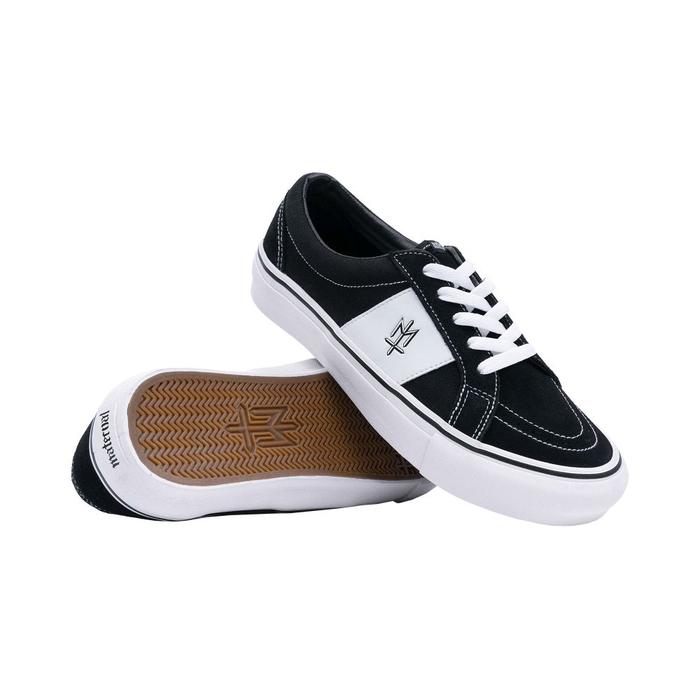 MATERNAL DISASTER - INVERNI BW SEPATU