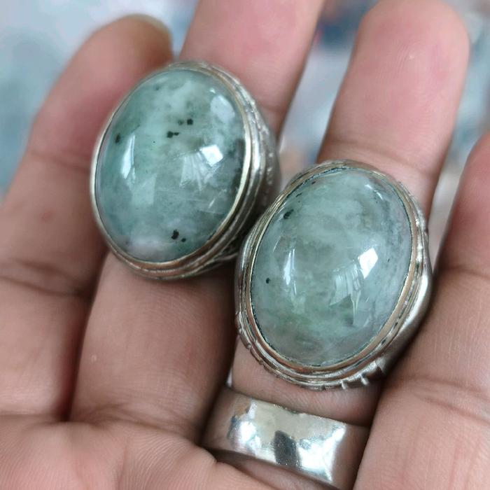 batu cincin Ace jade  giok Nabire Papua glass tembus senter
