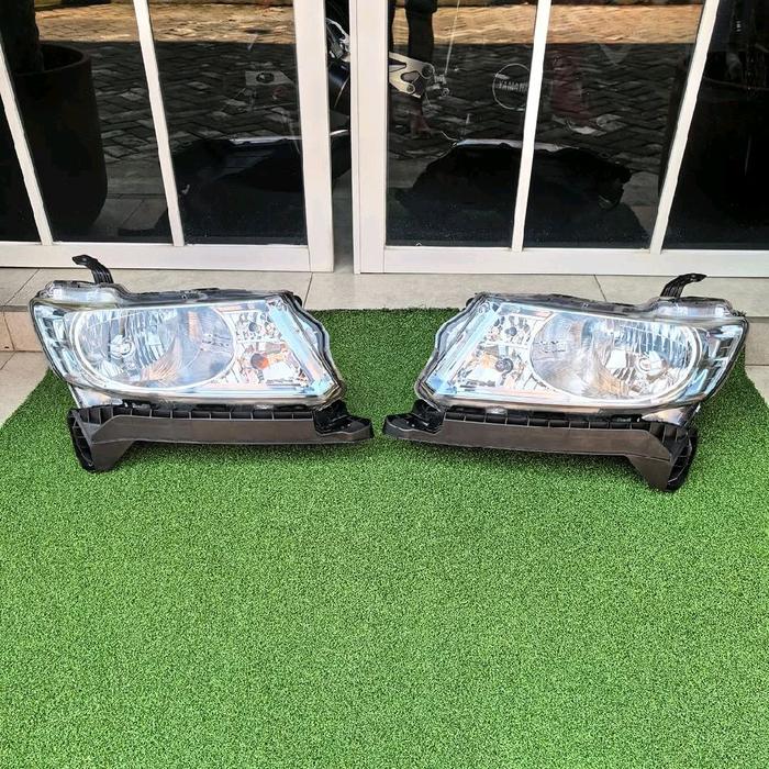 Headlamp Freed Spike Hybrid - Lampu Depan Mobil dengan Desain Hybrid untuk Freed Spike