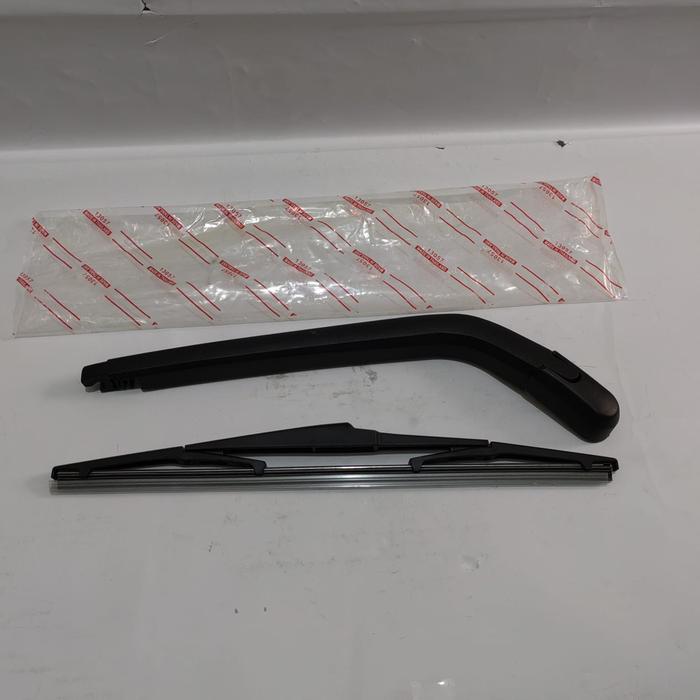 Wipper Blade RR Wiper Wiper Belakang Wiper Sapu Kaca Toyota Innova Fortuner