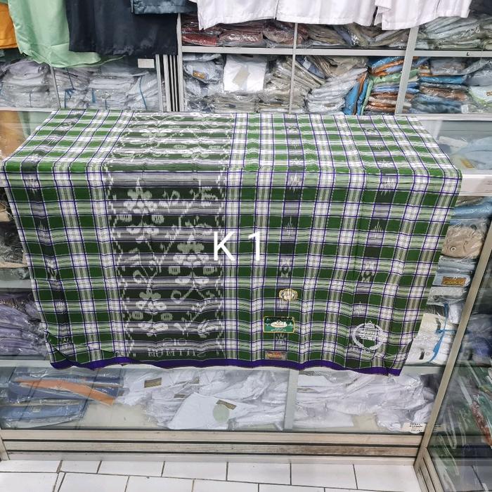 Sarung Tenun Mumtaz Full Sutera Motif Kotak Motif Jadul