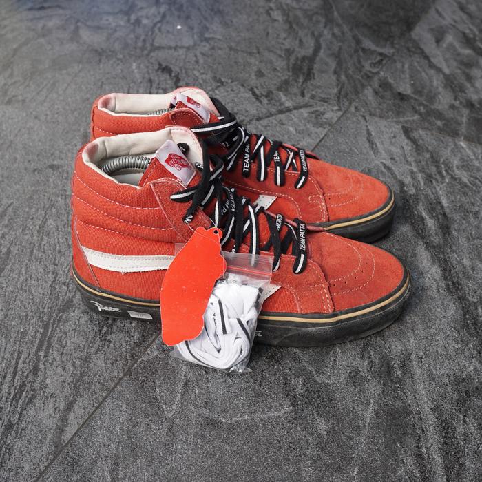 Sepatu Vans SK8-Hi Patta - Men - 40