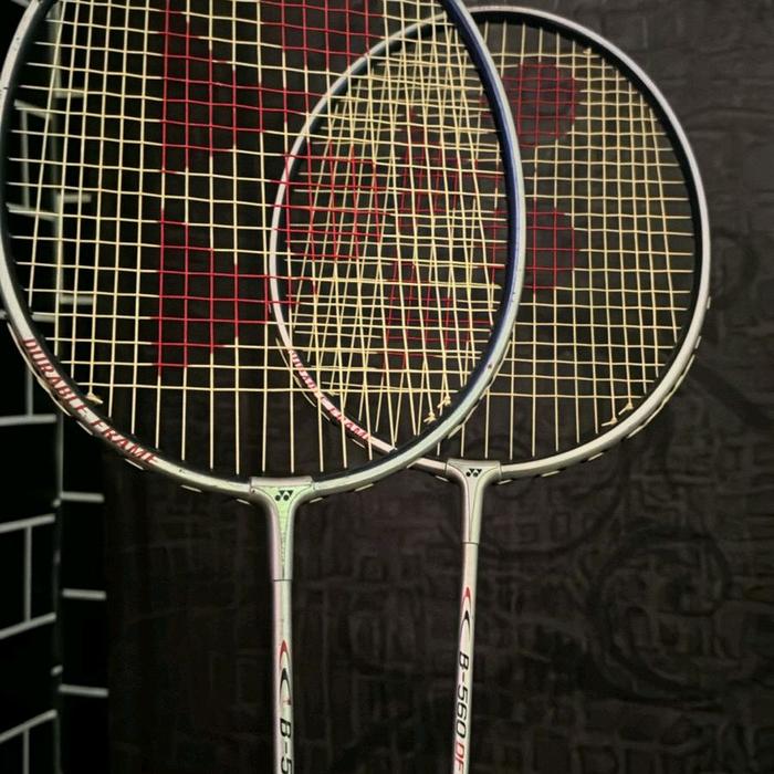 raket original yonex terbaik