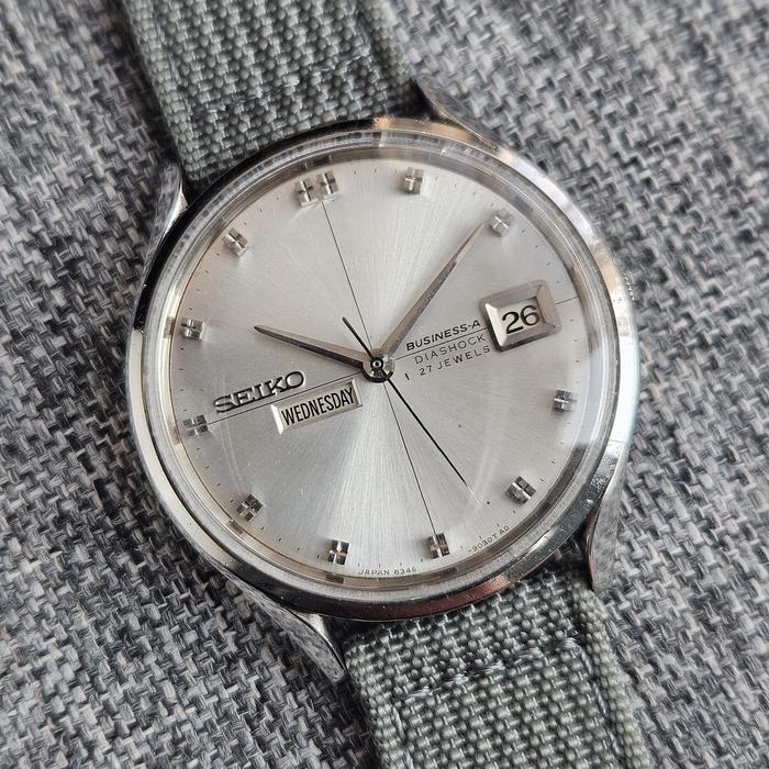 Seiko Business-A 8346-9020 Vintage Automatic 27J Day Date Silver Dial Japan