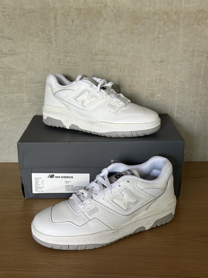 BNIB New Balance 550 White Grey 41.5 nb shoes