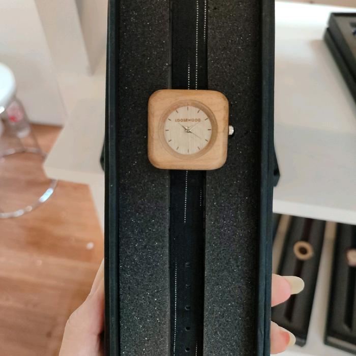 Loosewood Jam Tangan Kayu Patter Skate