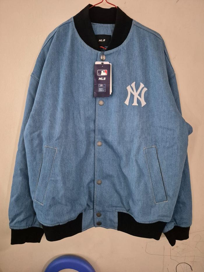 MLB Varsity Denim Jacket New York Yankees size XL BNWT