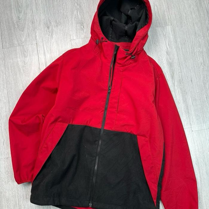JAKET UNIQLO GU SOFTSHELL WINDBREAKER