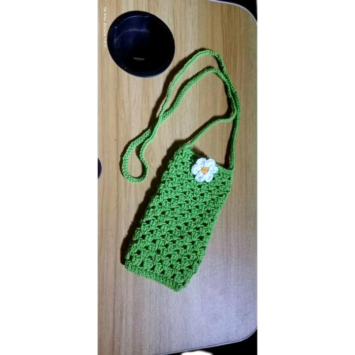 Tas Hp Rajut Kancing Bunga Putih Handmade Poliester Tanpa Furing untuk Wanita Selempang Hitam