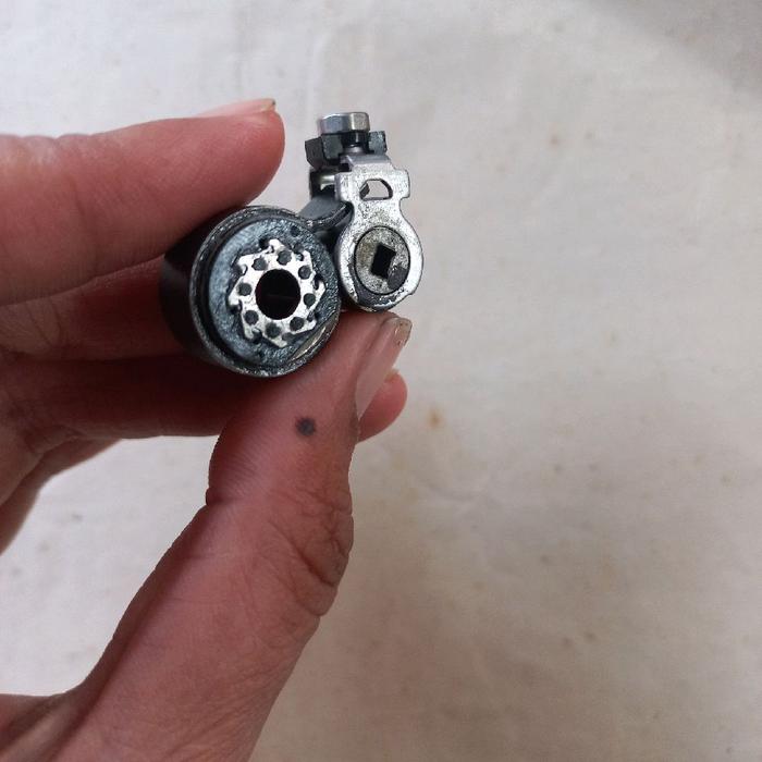 Shimano GRX inner Shadow+ Clutch