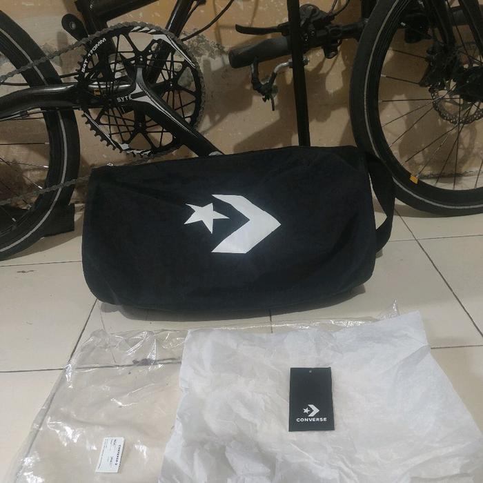 tas slempang converse original