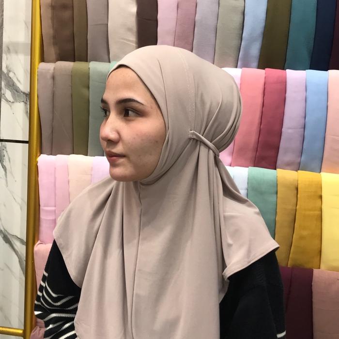 UUn Bergo Syakila Terbaru Instan
