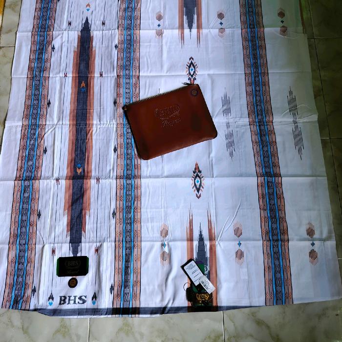 sarung putih suci bhs royal sta gold