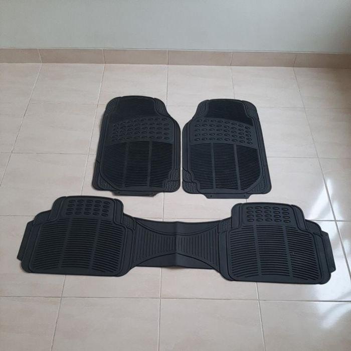 Karpet Karet Mobil Agya Ayla 2 baris 3 potong Hitam