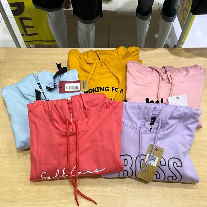 Hoodie Wanita // Logo Jeans, Bodytalk, Ninety Degrees