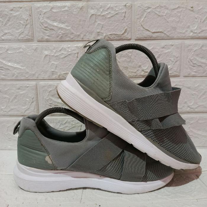 Sepatu Sneakers Prospecs Wonder Hill Edge Grey Slip on size - 42,5