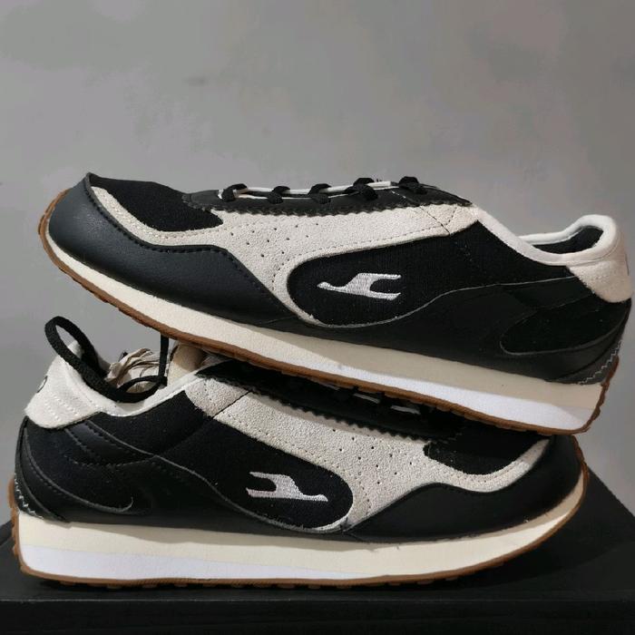 Specs 106 Sepatu Sneakers Pria - Model 106