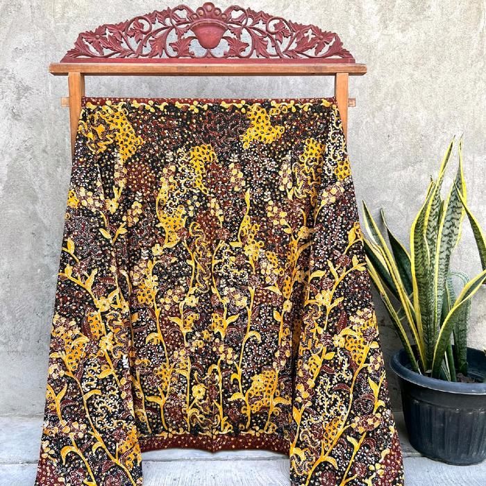Batik Tulis Lasem 3 Warna (Motif Pinus)