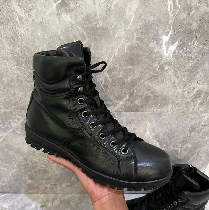 Sepatu PRADA Size 40-41 Original Boots Casual Bekas Second Preloved Authentic